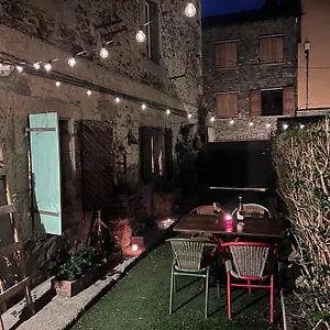 Du Cerf Llivia